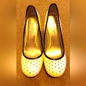Size 6 1/2 Jessica Simpson black and white heels